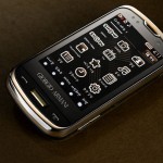 armani-w8200-samsung armani-w8200-samsung