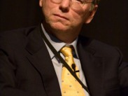 Eric Schmidt eröffnet die diesjährige CeBIT