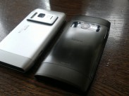Nokia N8 und X7 back Nokia N8 und X7 back