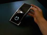 Konzept: Smartphone-Einheit mit Tischprojektion