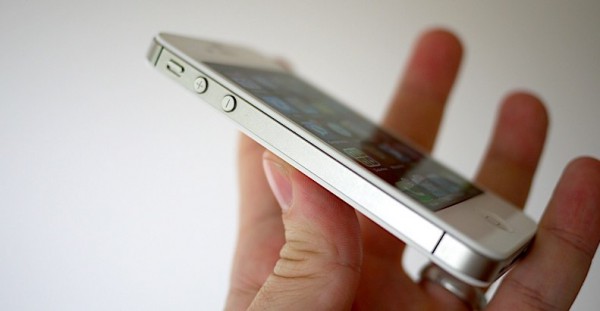 Apple_iPhone_4S_White