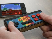 ThinkGeek kündigt iCade 8-Bitty an, kabelloser Gaming-Controller für iOS-Geräte