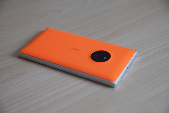 Lumia 830 (4)