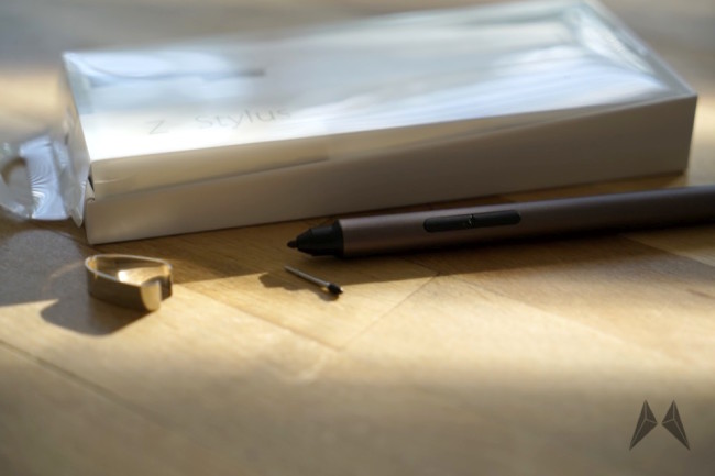 ASUS ZenPad 8S Stylus _DSC1315