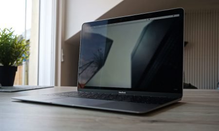 Apple Macbook 2017 Header