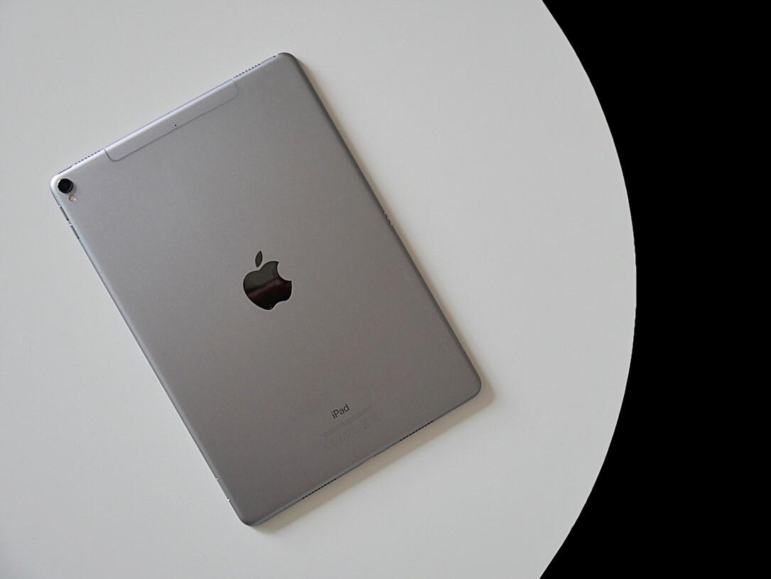 Aple Ipad Pro Header