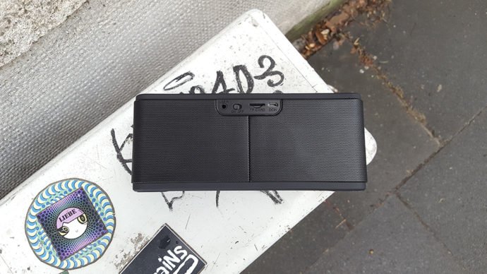 Tronsmart Mega (rückseite)
