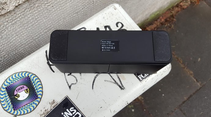 Tronsmart Mega (unterseite)