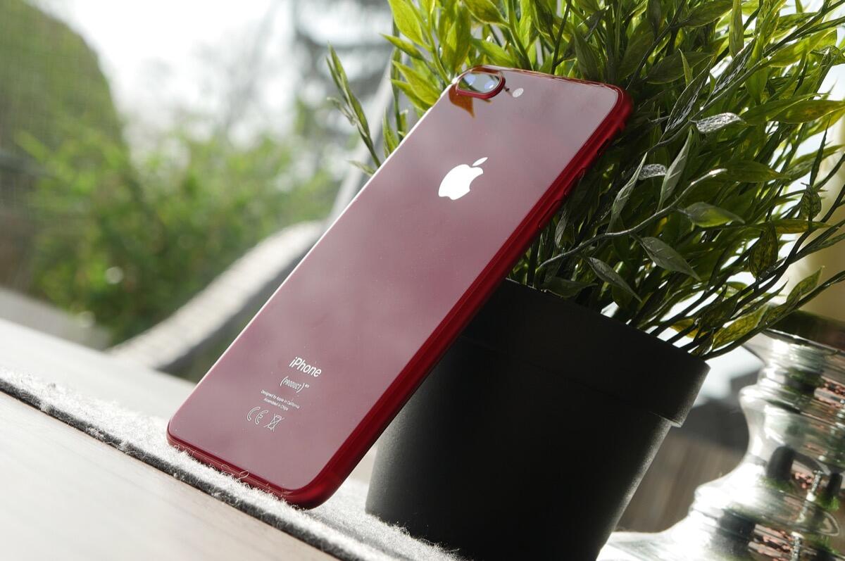 Apple Iphone 8 Red Header
