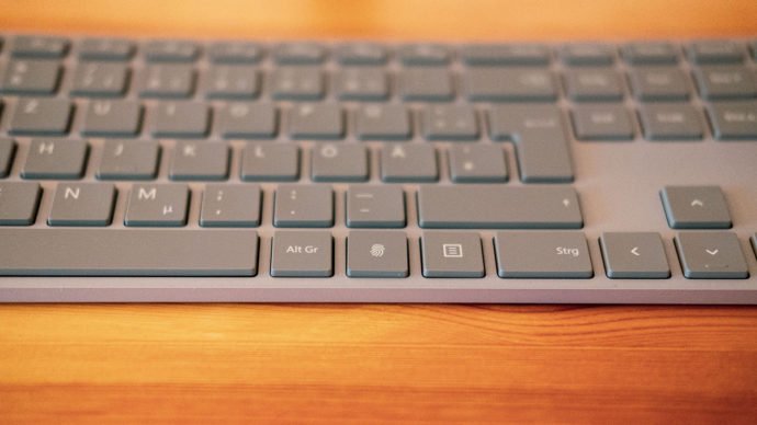 Microsoft Fingerprint Keyboard 007
