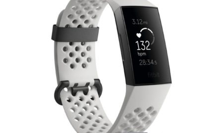 Fitbit Charge 3 Front Weiss