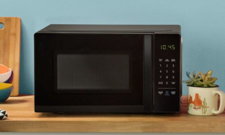Amazon Basic Microwave