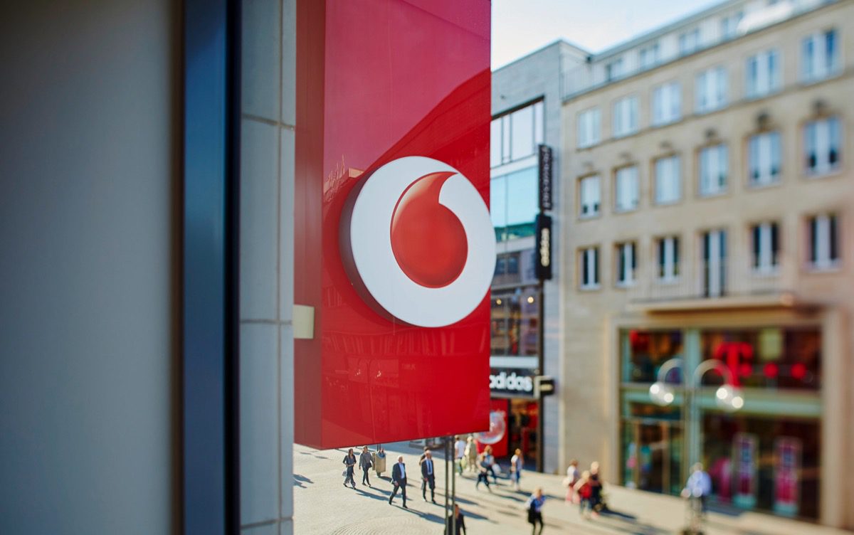 Vodafone Logo Header