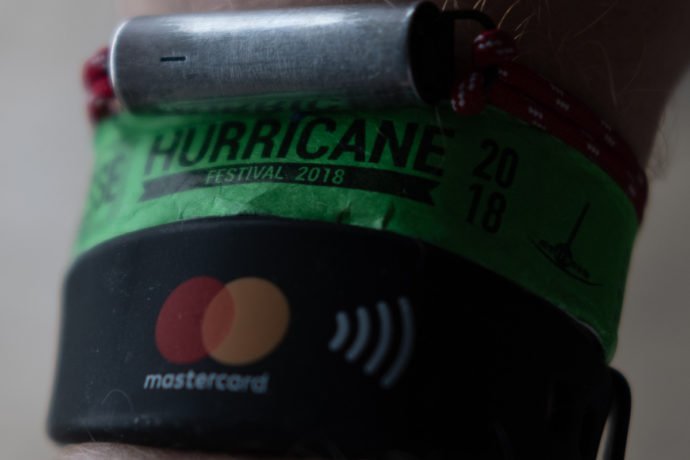 Mastercard Bändchen