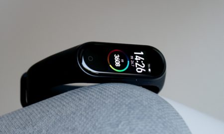 Xiaomi Mi Band 4 Header