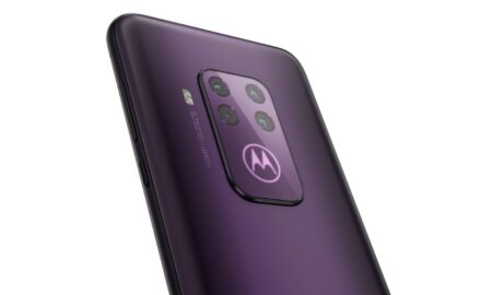 Motorola One Zoom Header