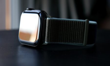 Apple Watch Series 5 Header
