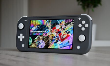 Nintendo Switch Lite Mario Kart Header