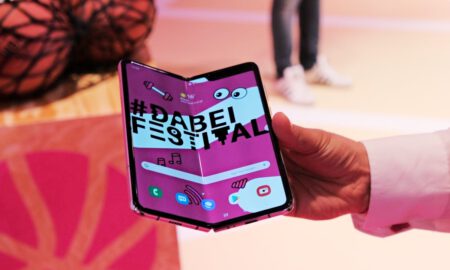 Samsung Galaxy Fold Header