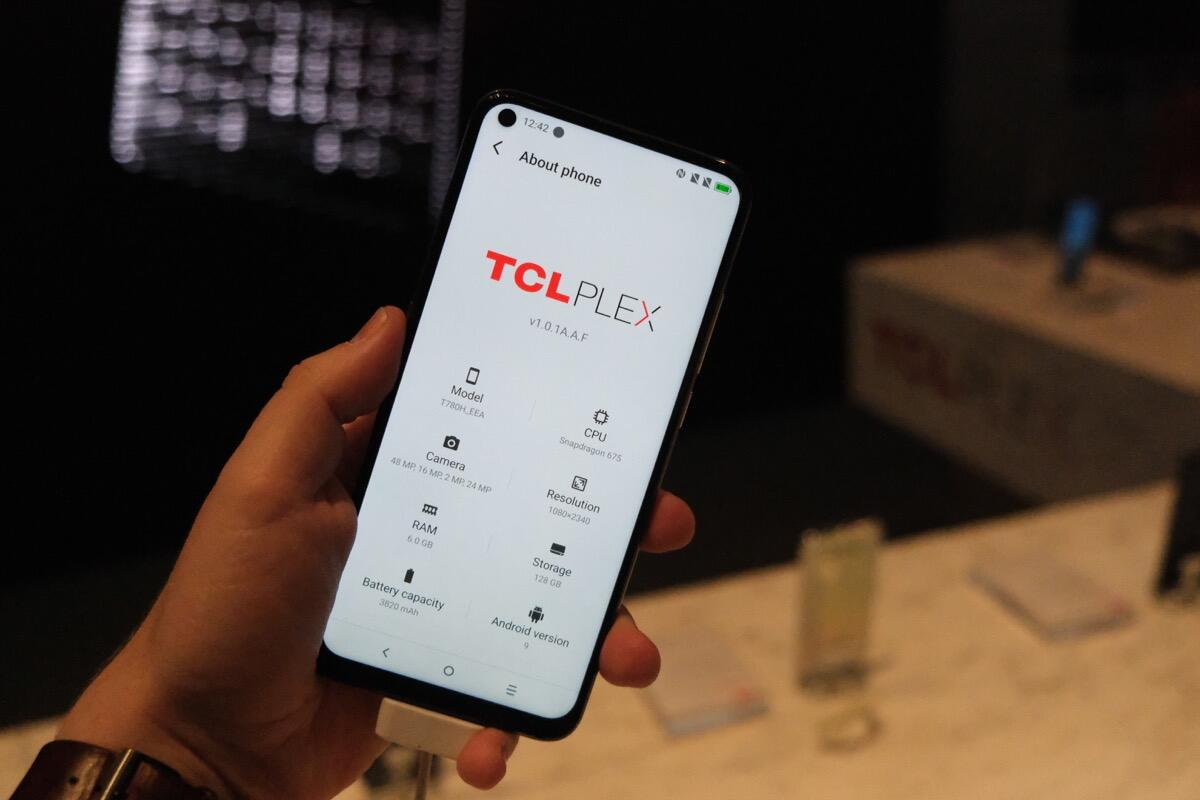 Tcl Plex 00015