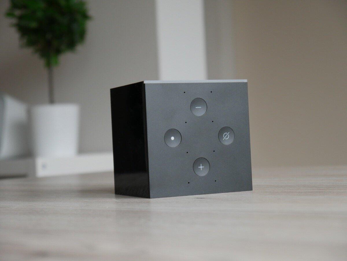 Bild › Amazon Fire Tv Cube Buttons