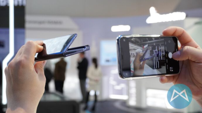 Huawei Mate X 5g Aufklappen