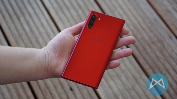 Aura Red Galaxy Note 10