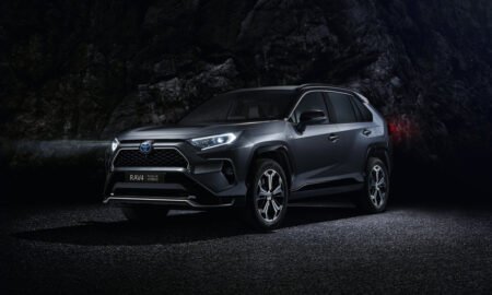 Toyota Rav4 Plug In Hybrid 2
