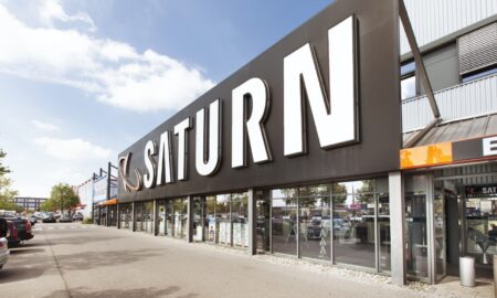 Saturn Aussenfassade
