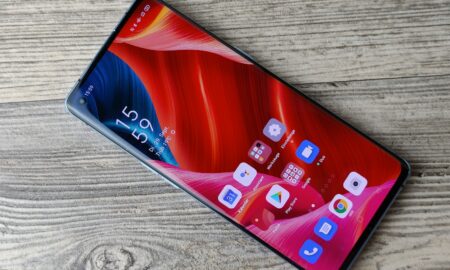 Oppo Reno 4 Pro Display