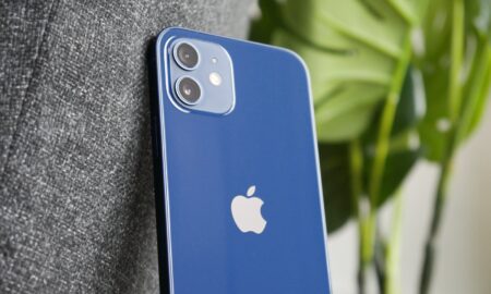 Apple Iphone 12 Header