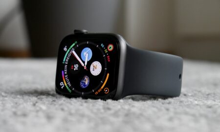 Apple Watch Se Infograph Header