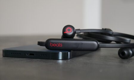 Beats Flex Tisch
