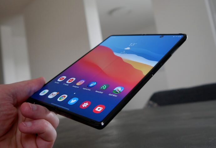 Samsung Galaxy Z Fold 2 Display