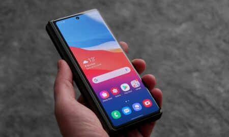 Samsung Galaxy Z Fold 2 Header