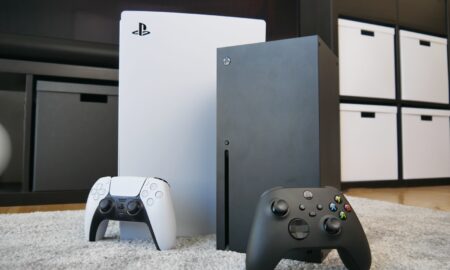 Playstation 5 Xbox Series X Header