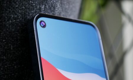 Apple Iphone 13 Pro Loch Mockup Header