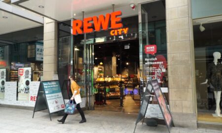 Hybrides Einkaufen Bei Rewe In Koeln