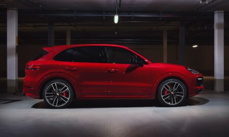 Porsche Cayenne Header