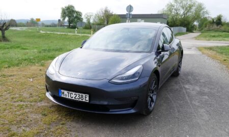 Tesla Model 3 2021 Front