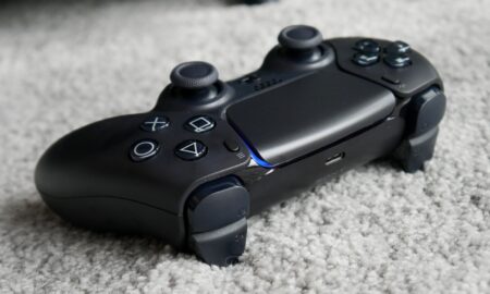 Playstation 5 Dualsense Schwarz Header