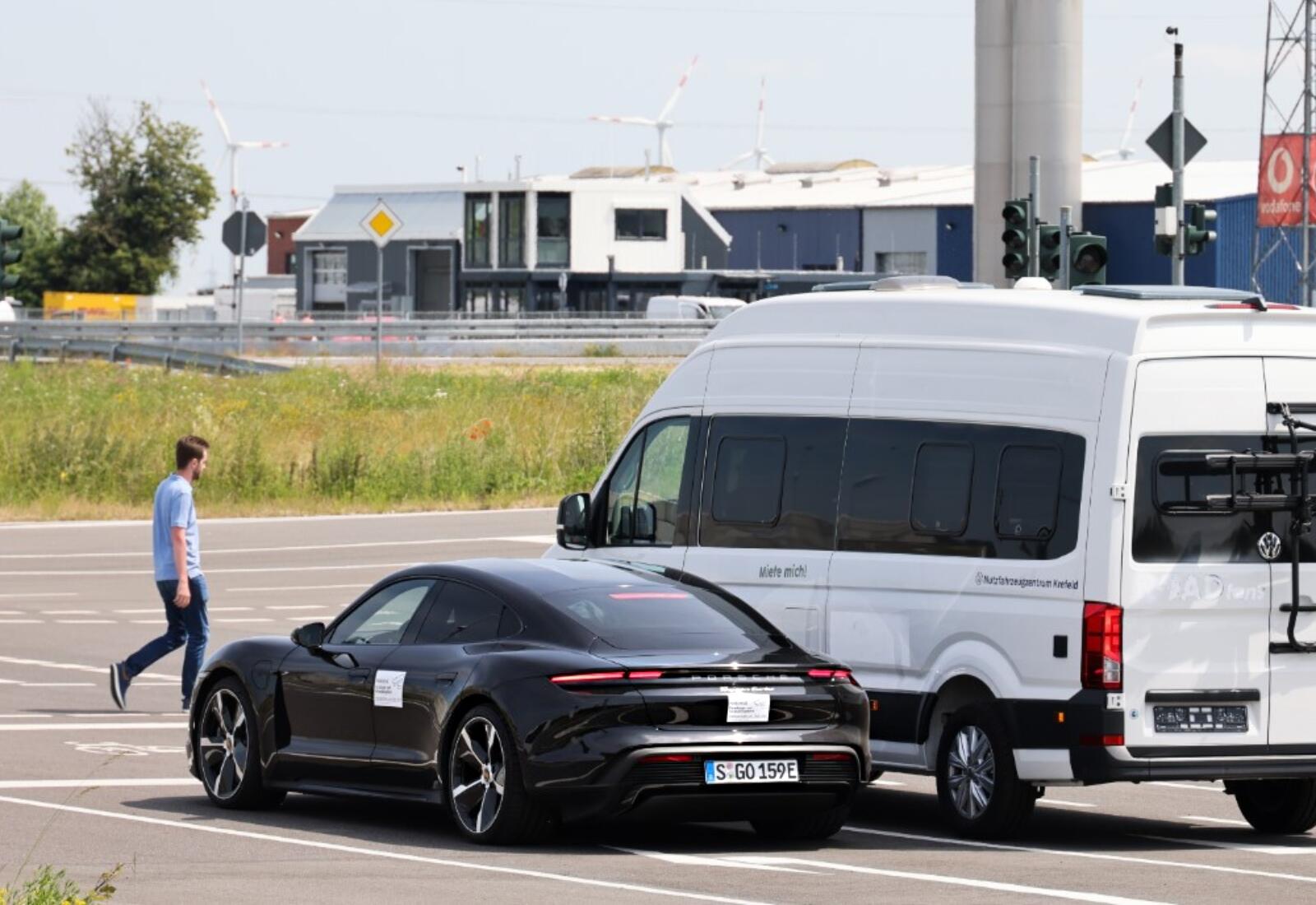 Porsche Vodafone Here