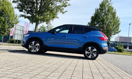 Volvo Xc40 Recharge Header