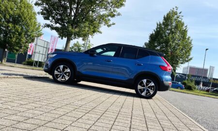 Volvo Xc40 Recharge Pure Electric Parkplatz