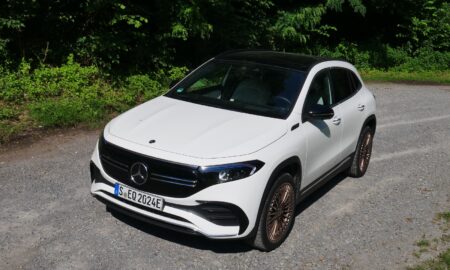 Mercedes Benz Eqa Top