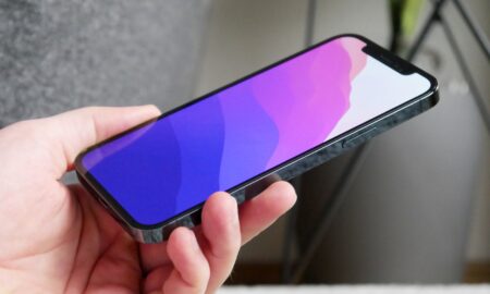 Apple Iphone 12 Pro Wp Header Hand