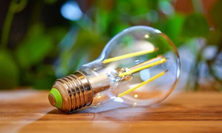 Philips Hue Lampe Birne Header