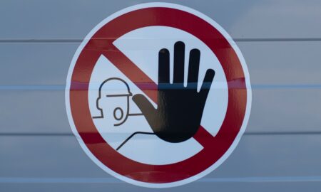 Warning Warnung