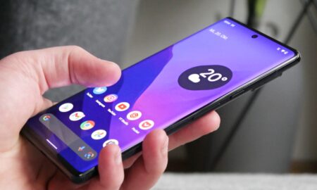 Google Pixel 6 Pro Hand Header