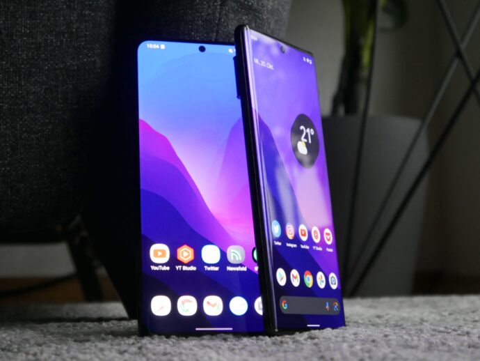 Samsung Galaxy S21 Ultra Vs Google Pixel 6 Pro Display